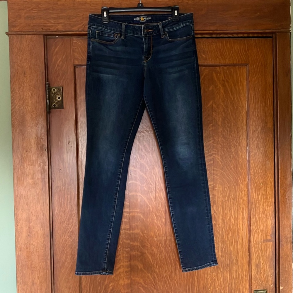 Lucky brand women’s size 8 / 29 waist Layla skinny jeans